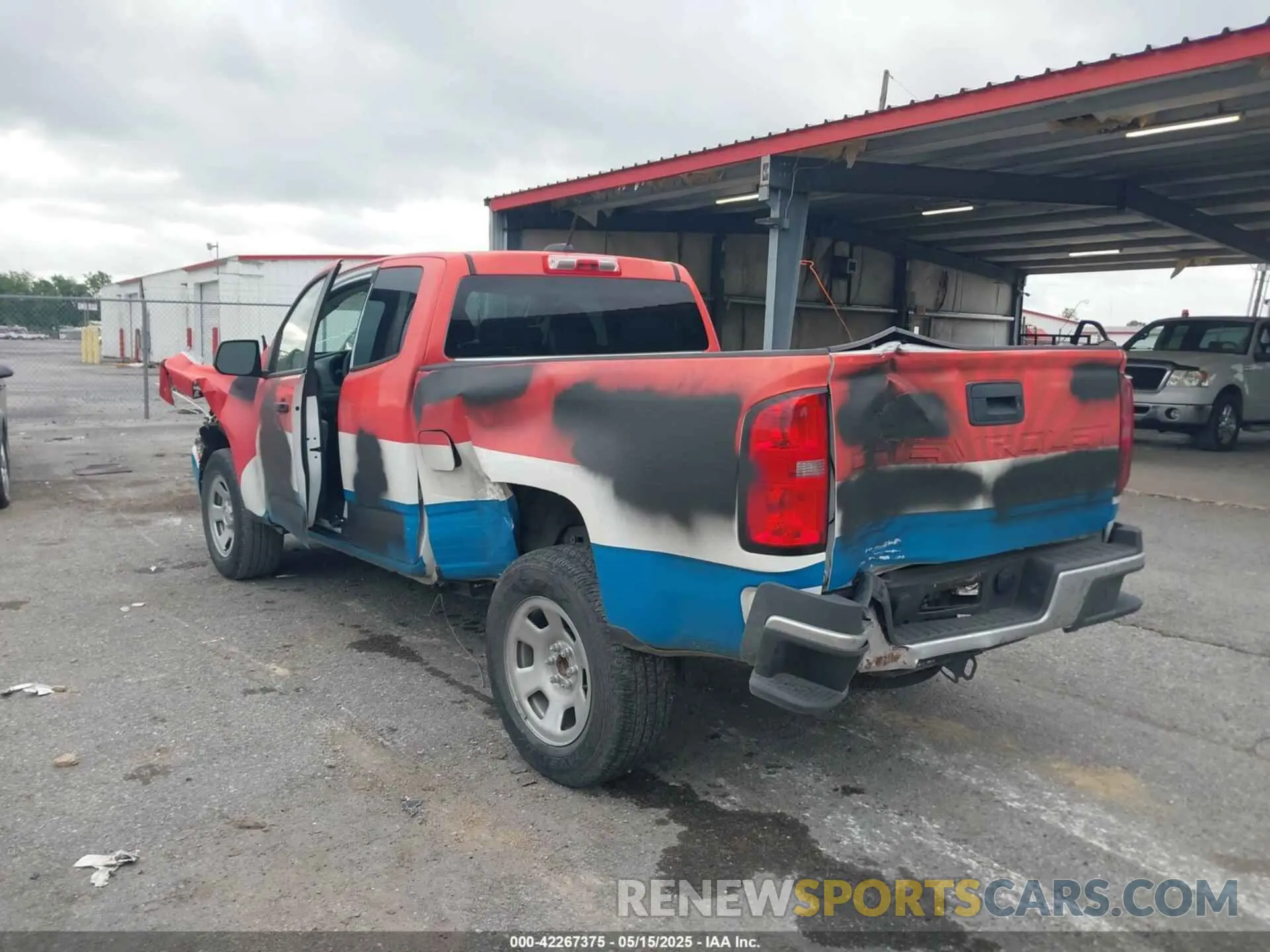 3 Photograph of a damaged car 1GCHSBEN9N1241134 CHEVROLET COLORADO 2022