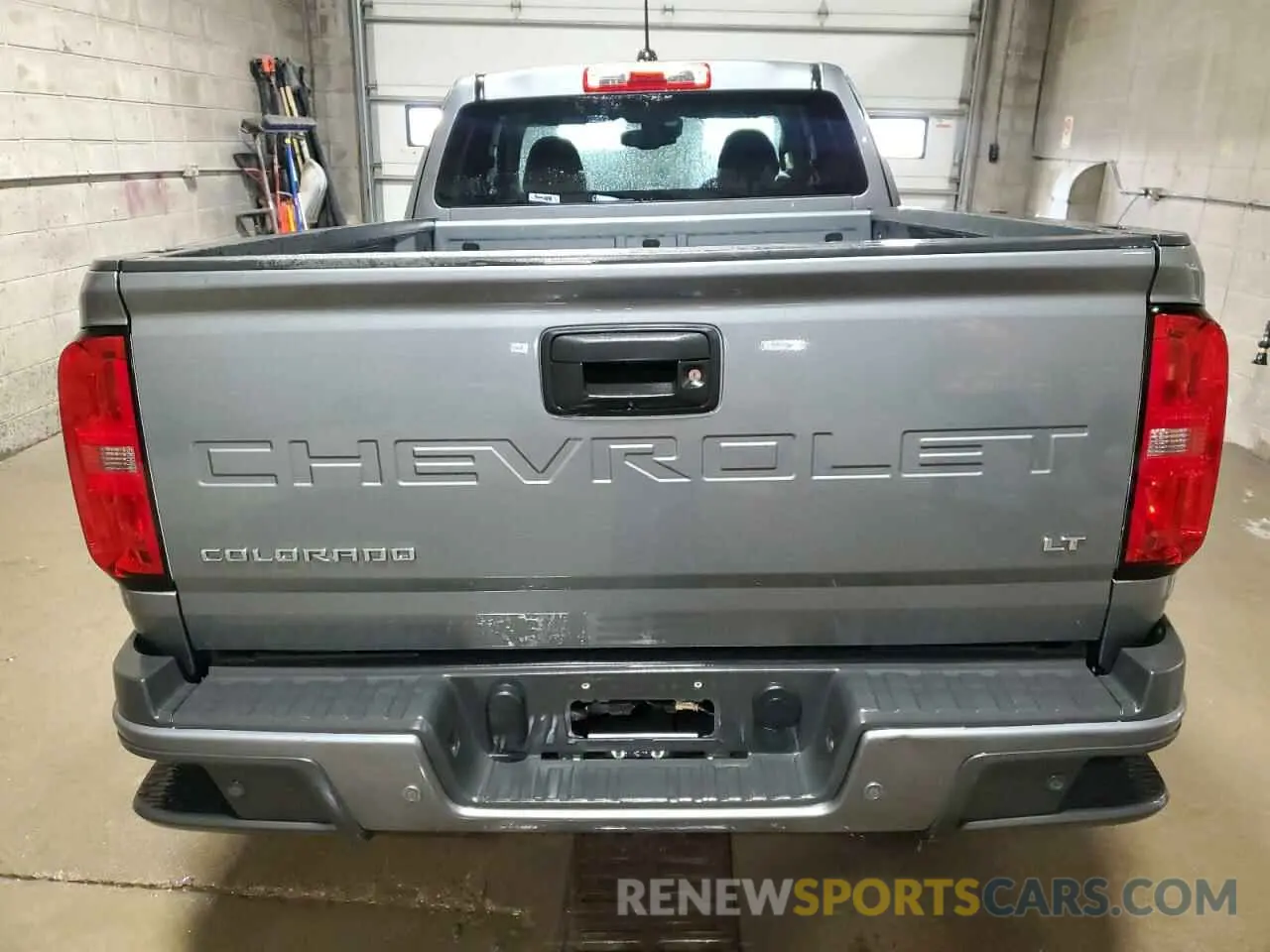 6 Фотография поврежденного автомобиля 1GCHSCEA0N1181862 CHEVROLET COLORADO 2022