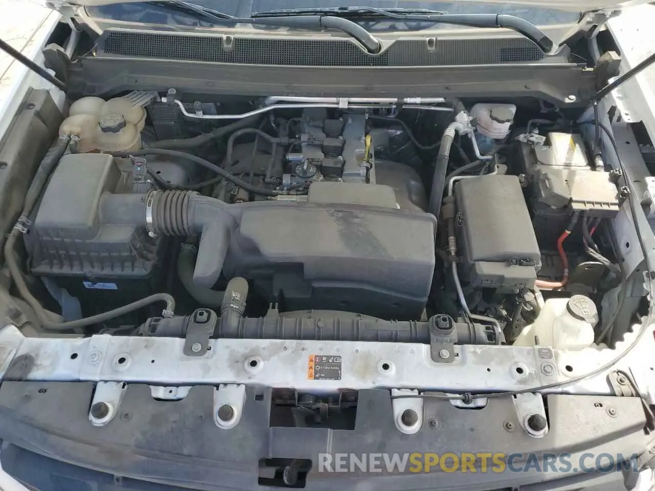 11 Photograph of a damaged car 1GCHSCEA0N1289673 CHEVROLET COLORADO 2022