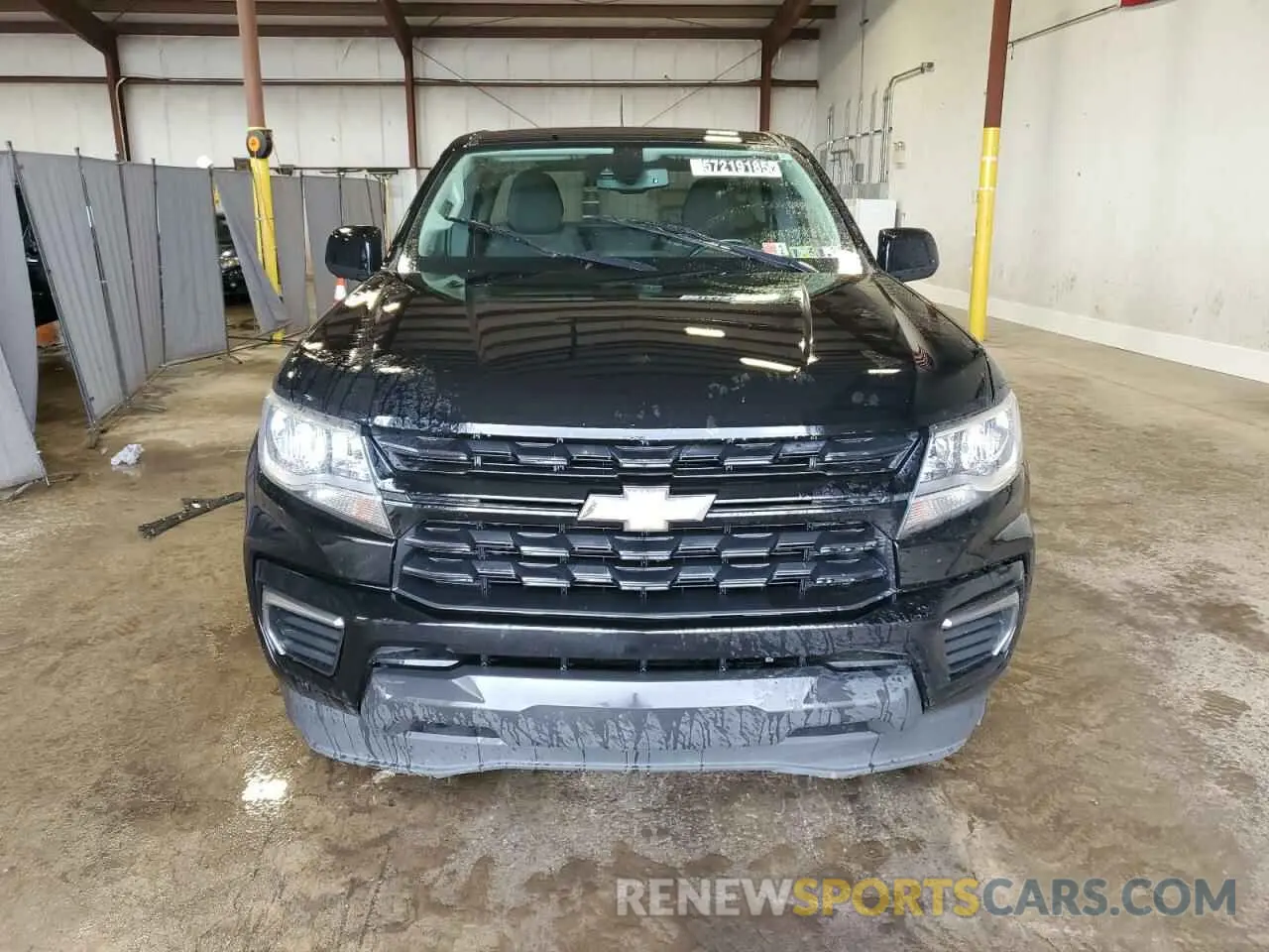 5 Photograph of a damaged car 1GCHSCEA1N1140544 CHEVROLET COLORADO 2022