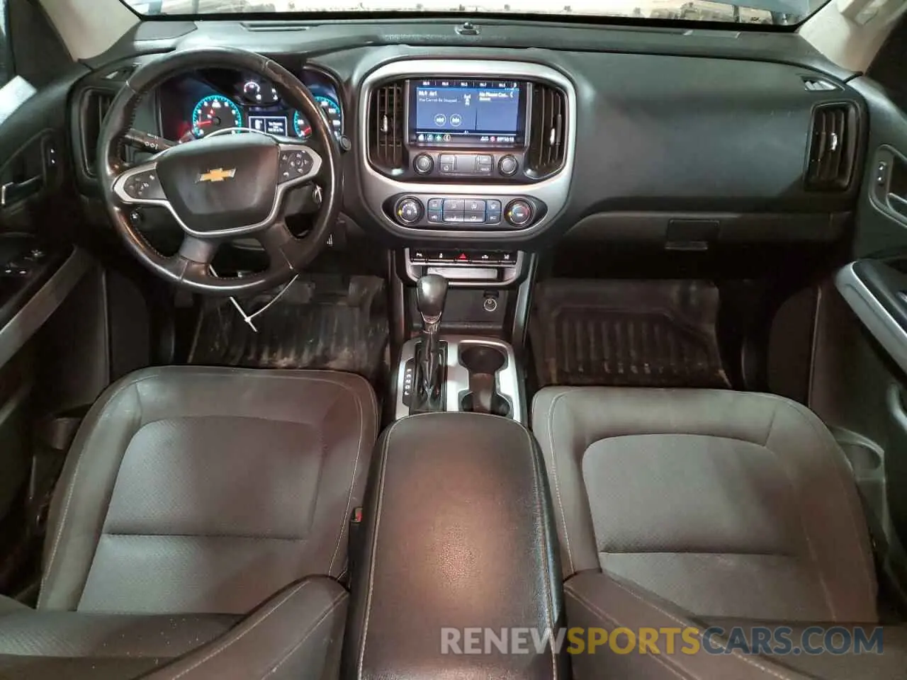 8 Photograph of a damaged car 1GCHSCEA1N1155030 CHEVROLET COLORADO 2022
