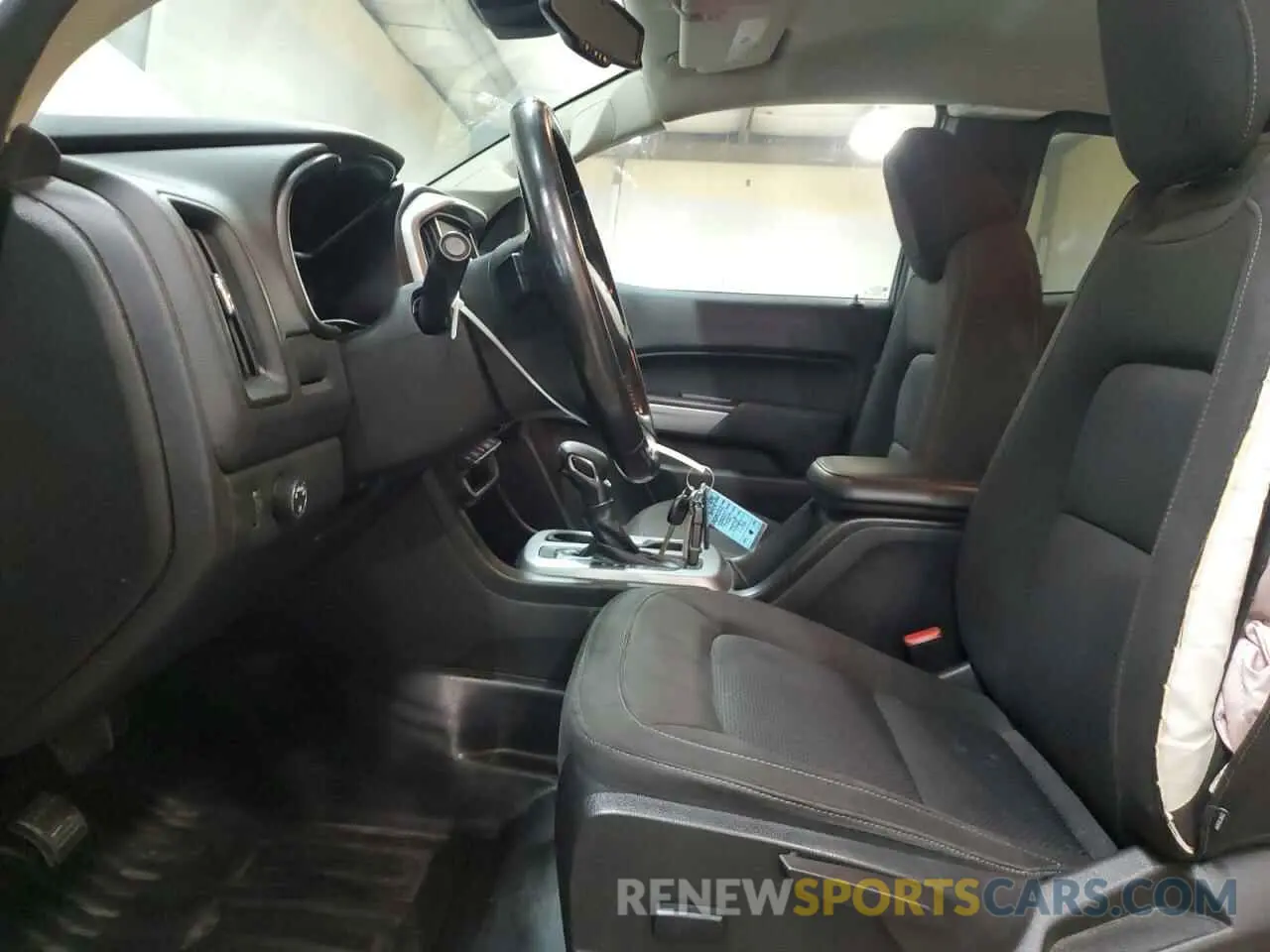 7 Photograph of a damaged car 1GCHSCEA2N1128094 CHEVROLET COLORADO 2022
