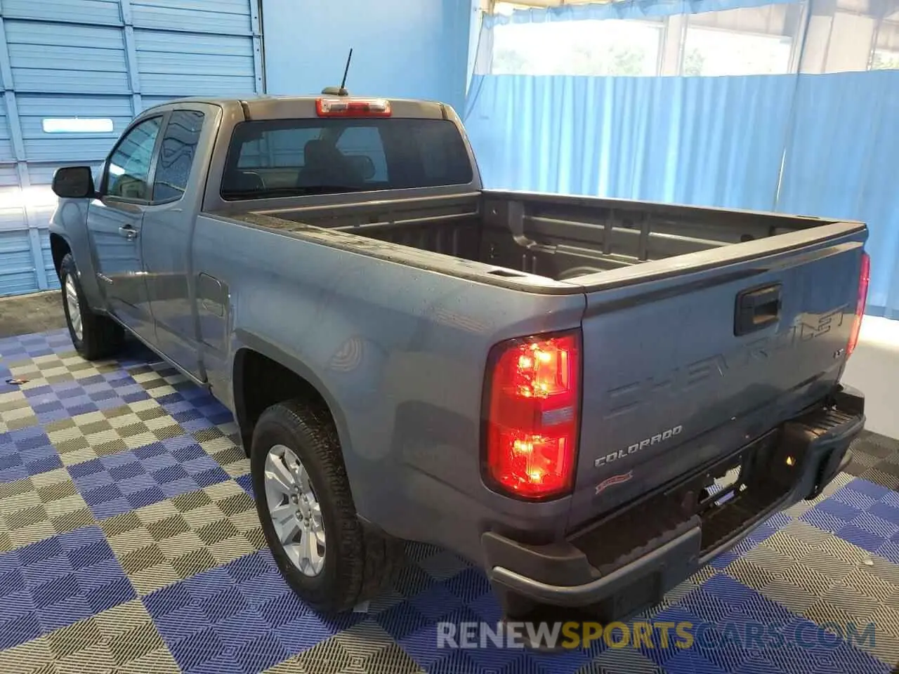 2 Фотография поврежденного автомобиля 1GCHSCEA3N1175585 CHEVROLET COLORADO 2022