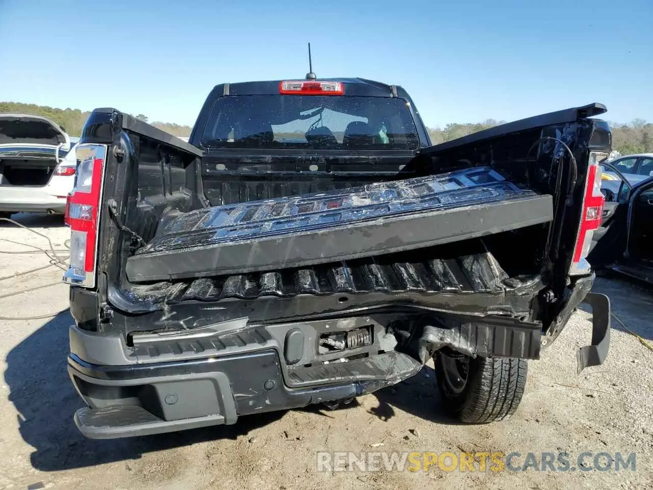6 Фотография поврежденного автомобиля 1GCHSCEA4N1256790 CHEVROLET COLORADO 2022