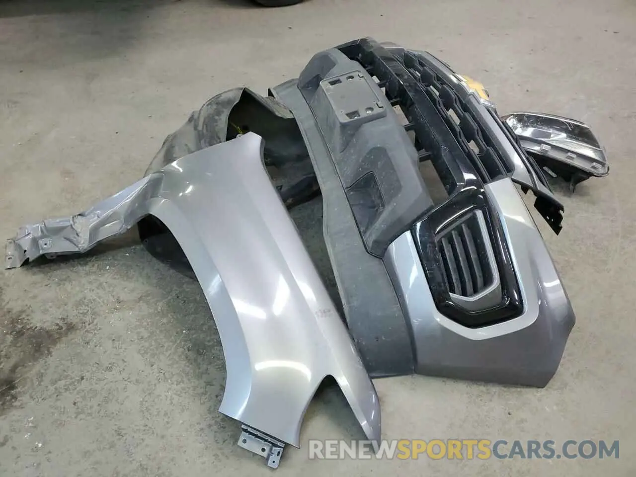 12 Photograph of a damaged car 1GCHSCEA6N1154195 CHEVROLET COLORADO 2022
