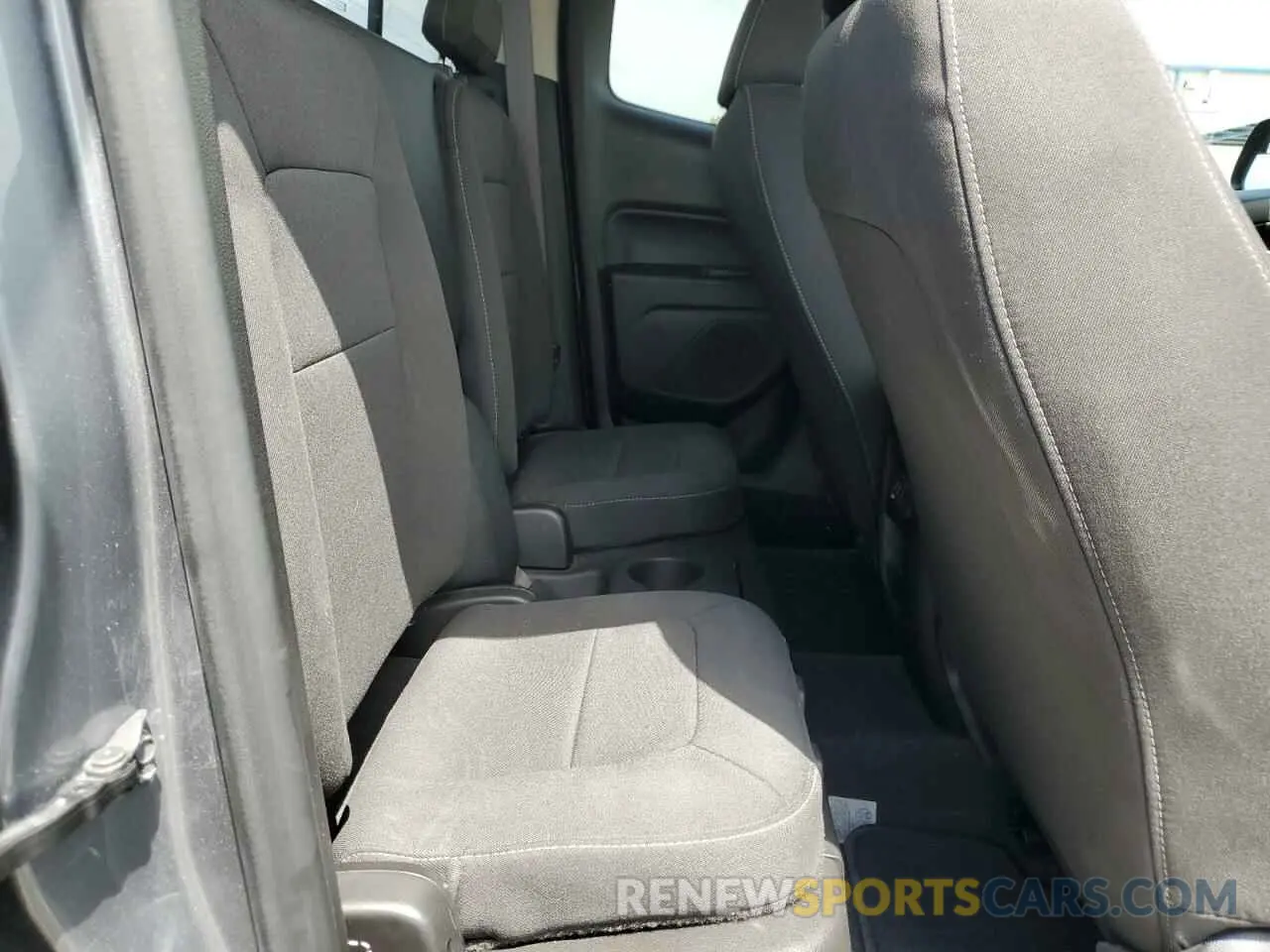 10 Photograph of a damaged car 1GCHSCEA7N1101778 CHEVROLET COLORADO 2022