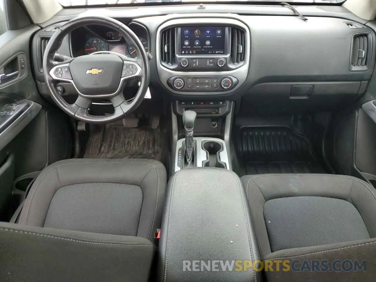 8 Photograph of a damaged car 1GCHSCEA7N1205638 CHEVROLET COLORADO 2022