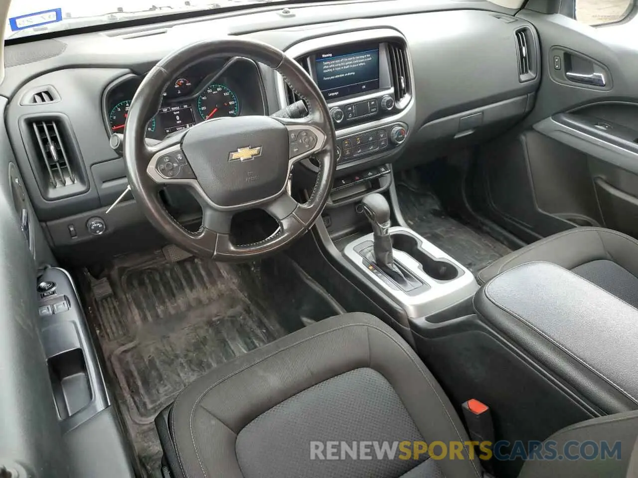 8 Photograph of a damaged car 1GCHSCEA7N1247341 CHEVROLET COLORADO 2022