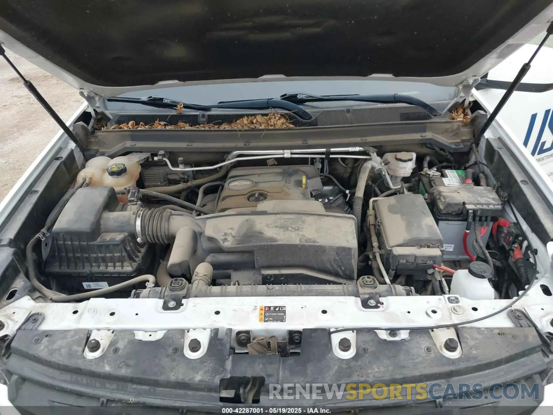 10 Photograph of a damaged car 1GCHSCEA8N1118363 CHEVROLET COLORADO 2022