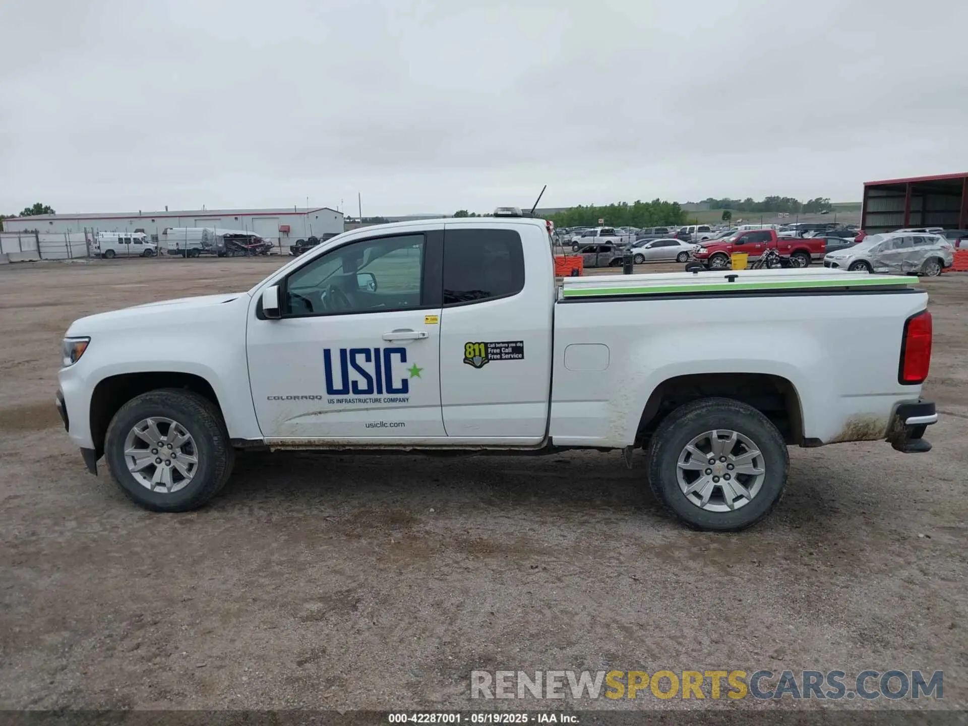 14 Photograph of a damaged car 1GCHSCEA8N1118363 CHEVROLET COLORADO 2022