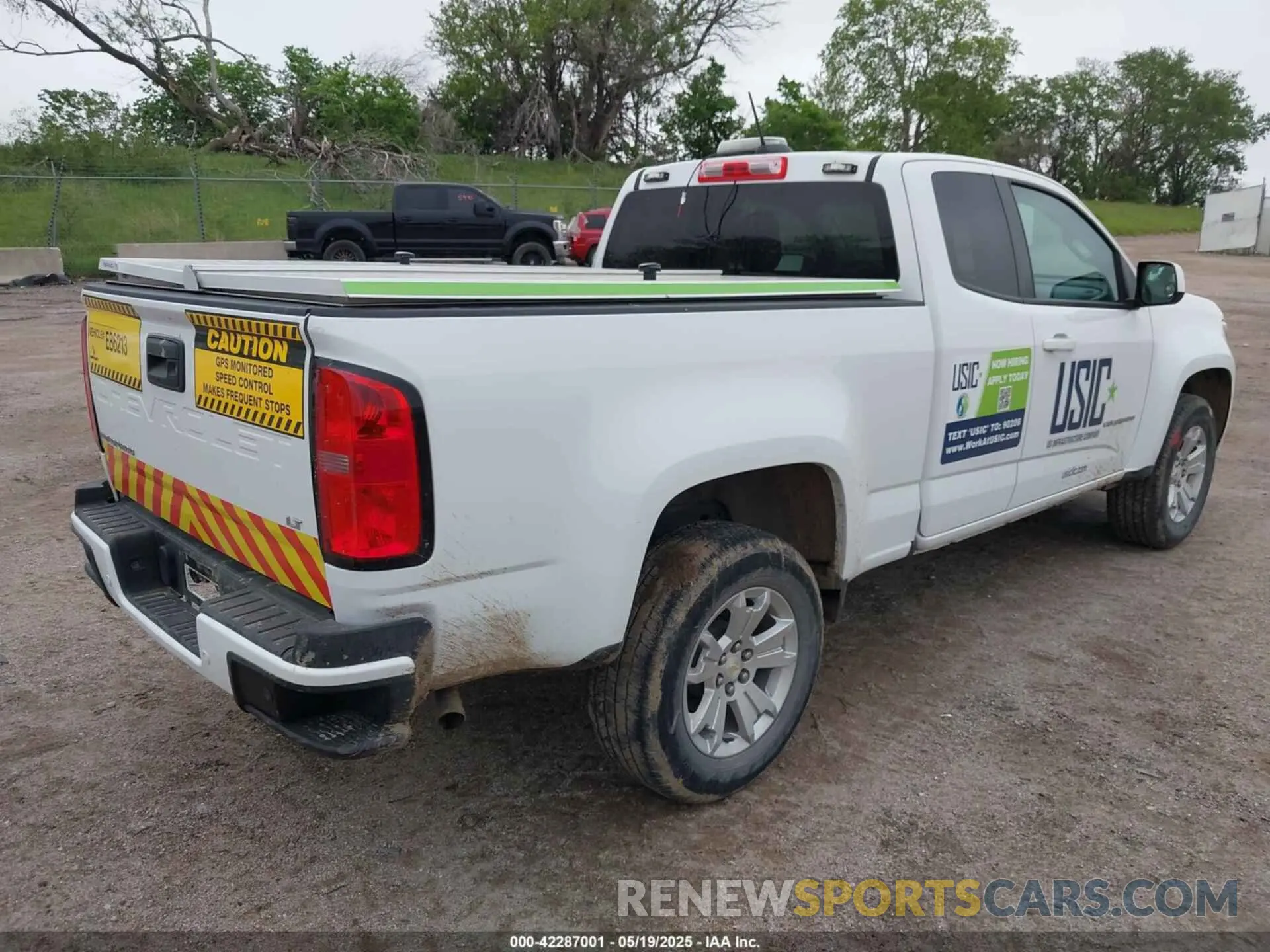 4 Photograph of a damaged car 1GCHSCEA8N1118363 CHEVROLET COLORADO 2022