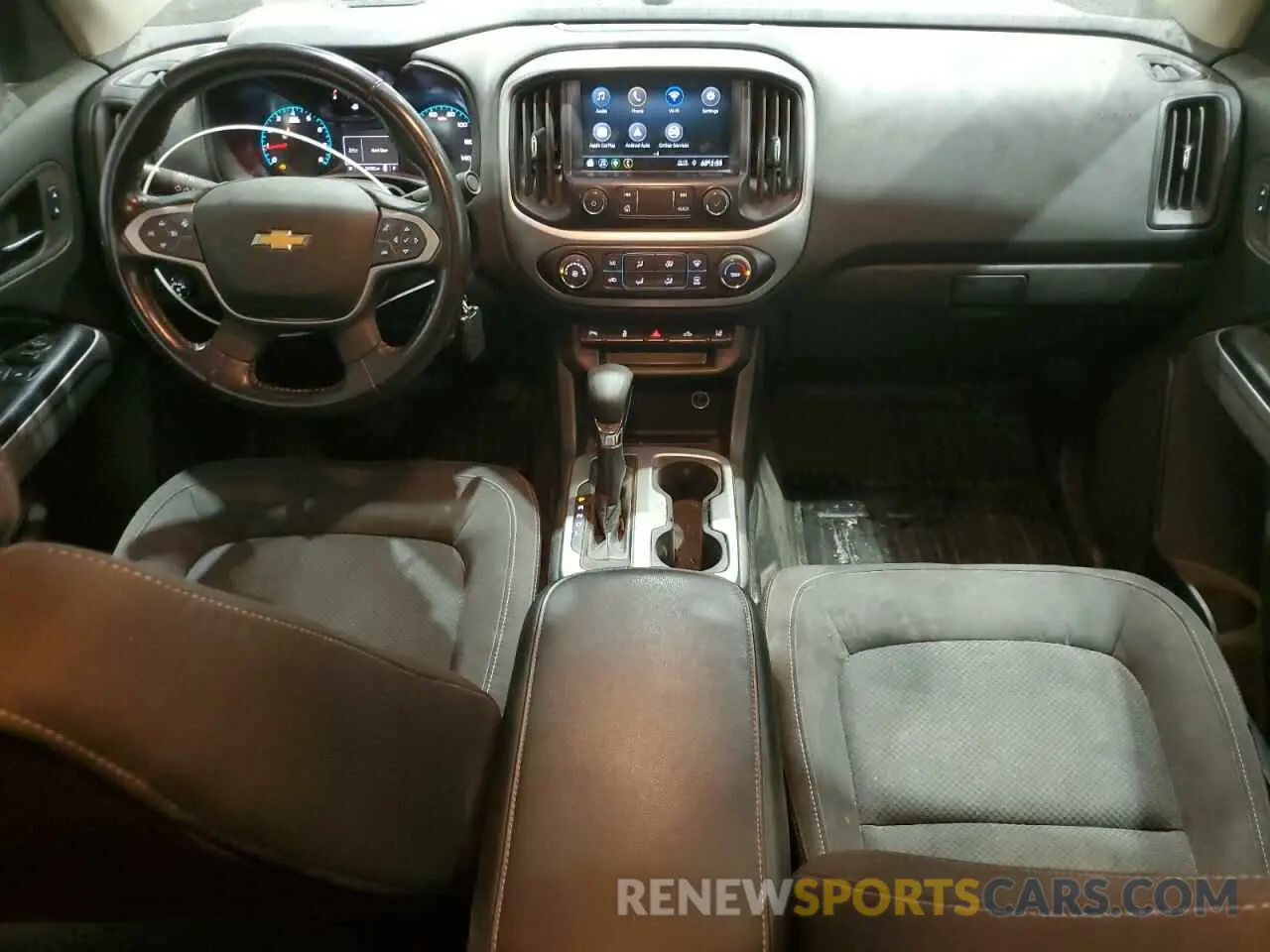 8 Photograph of a damaged car 1GCHSCEAXN1163708 CHEVROLET COLORADO 2022