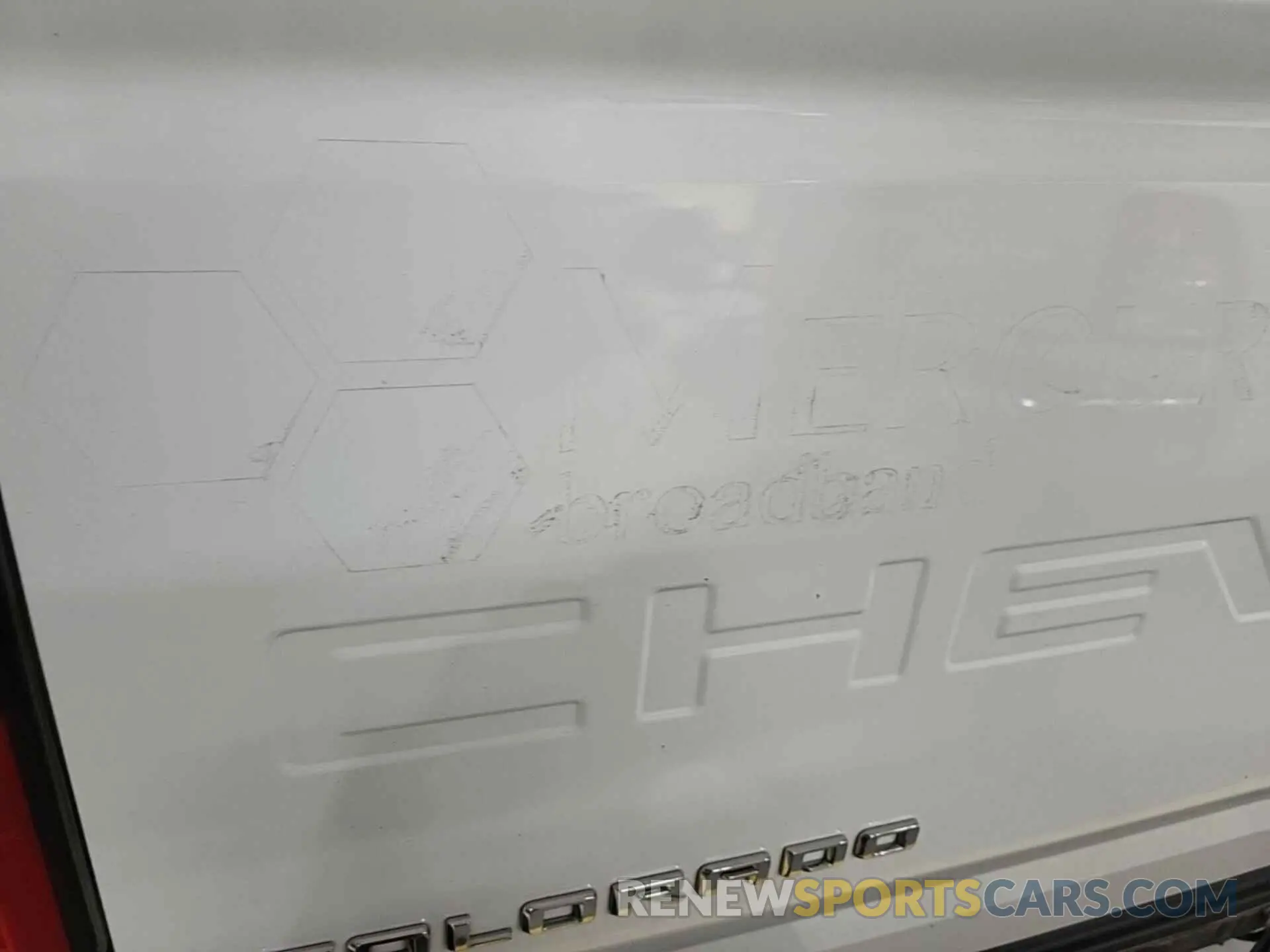10 Photograph of a damaged car 1GCHTBEN3N1177251 CHEVROLET COLORADO 2022