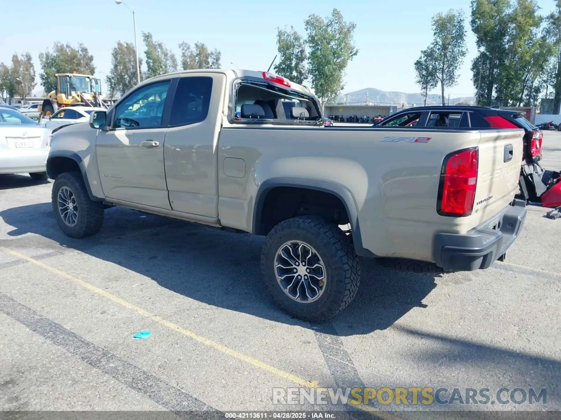 3 Фотография поврежденного автомобиля 1GCRTEE19N1204469 CHEVROLET COLORADO 2022