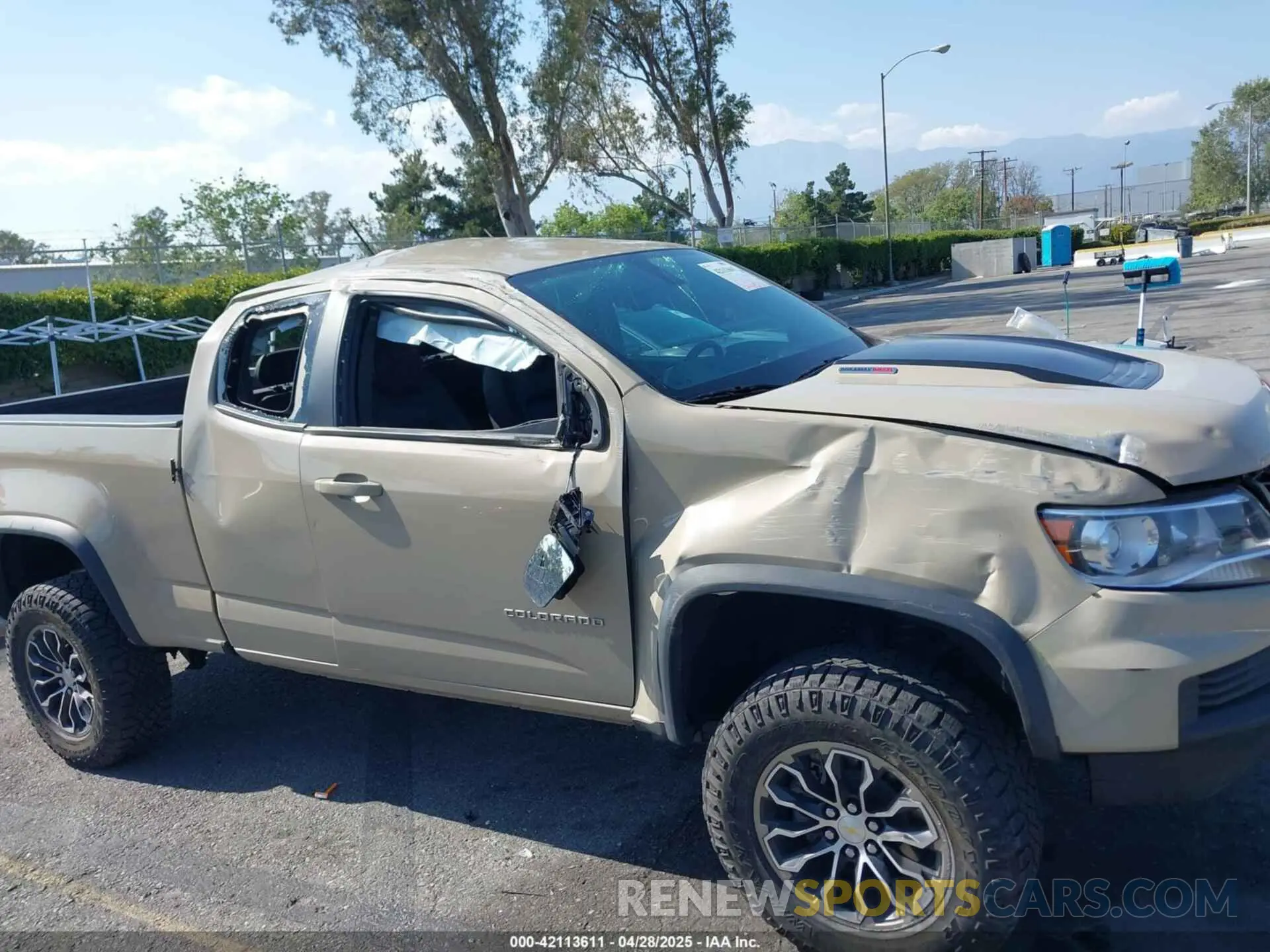 6 Фотография поврежденного автомобиля 1GCRTEE19N1204469 CHEVROLET COLORADO 2022
