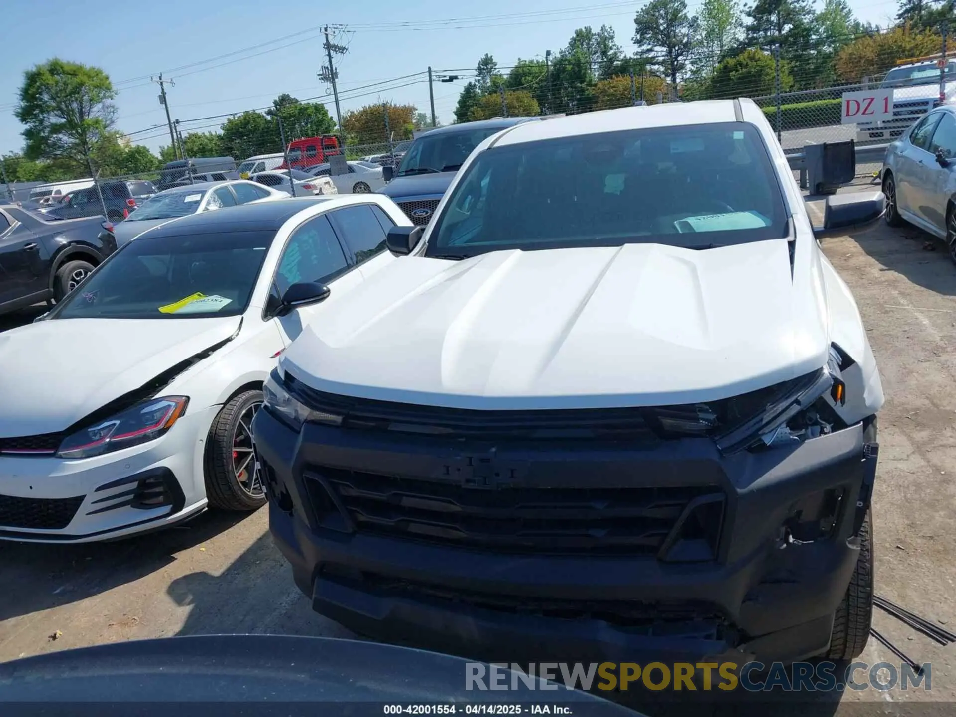 12 Photograph of a damaged car 1GCGSBEC3P1133430 CHEVROLET COLORADO 2023