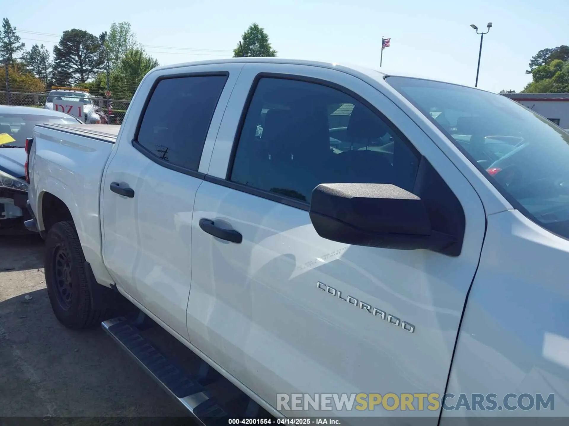 13 Photograph of a damaged car 1GCGSBEC3P1133430 CHEVROLET COLORADO 2023
