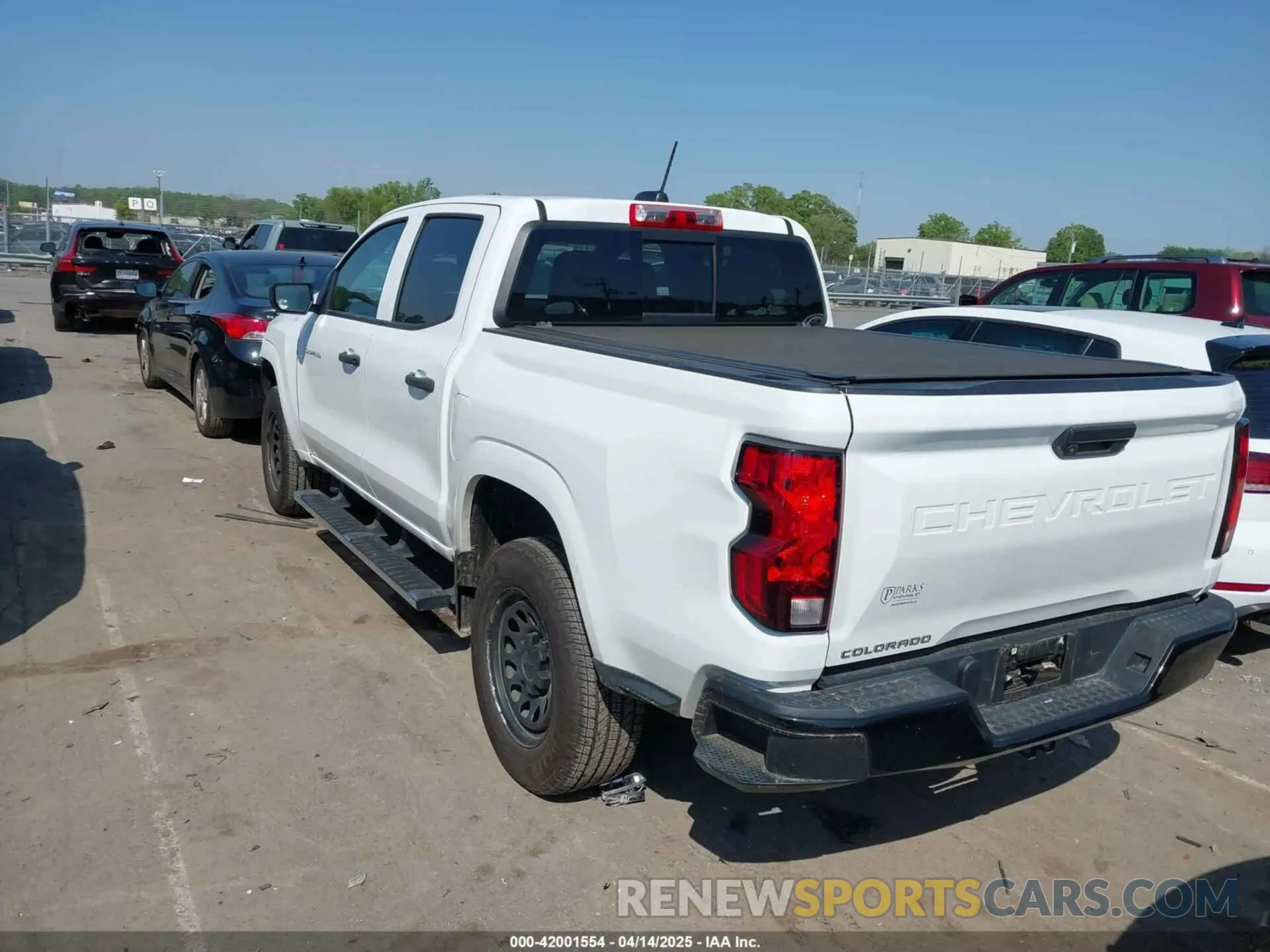 3 Photograph of a damaged car 1GCGSBEC3P1133430 CHEVROLET COLORADO 2023