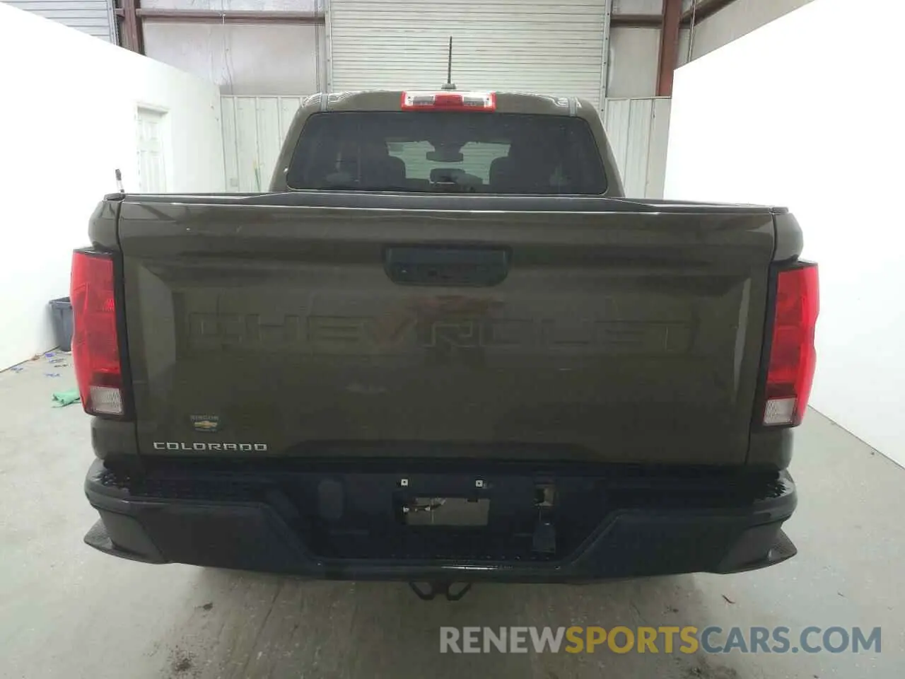 6 Photograph of a damaged car 1GCGSBEC9P1263440 CHEVROLET COLORADO 2023