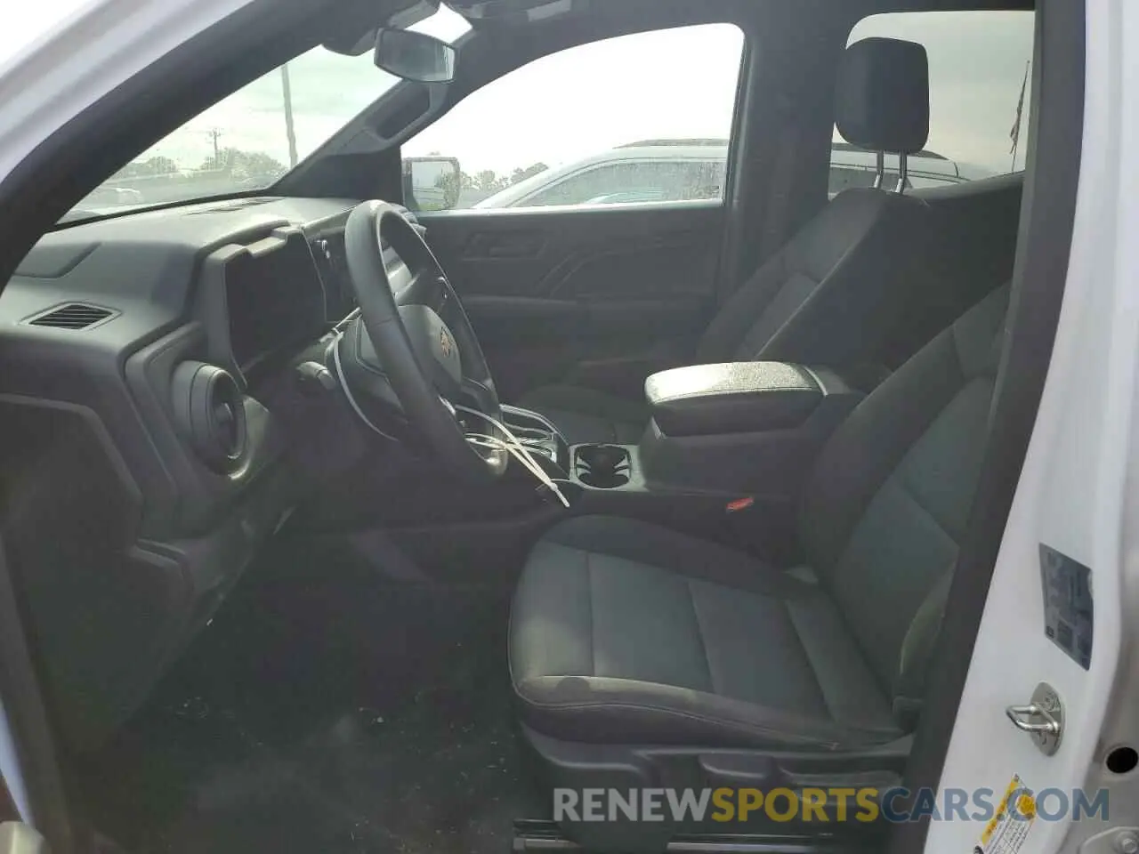 7 Photograph of a damaged car 1GCPSBEK5P1136711 CHEVROLET COLORADO 2023