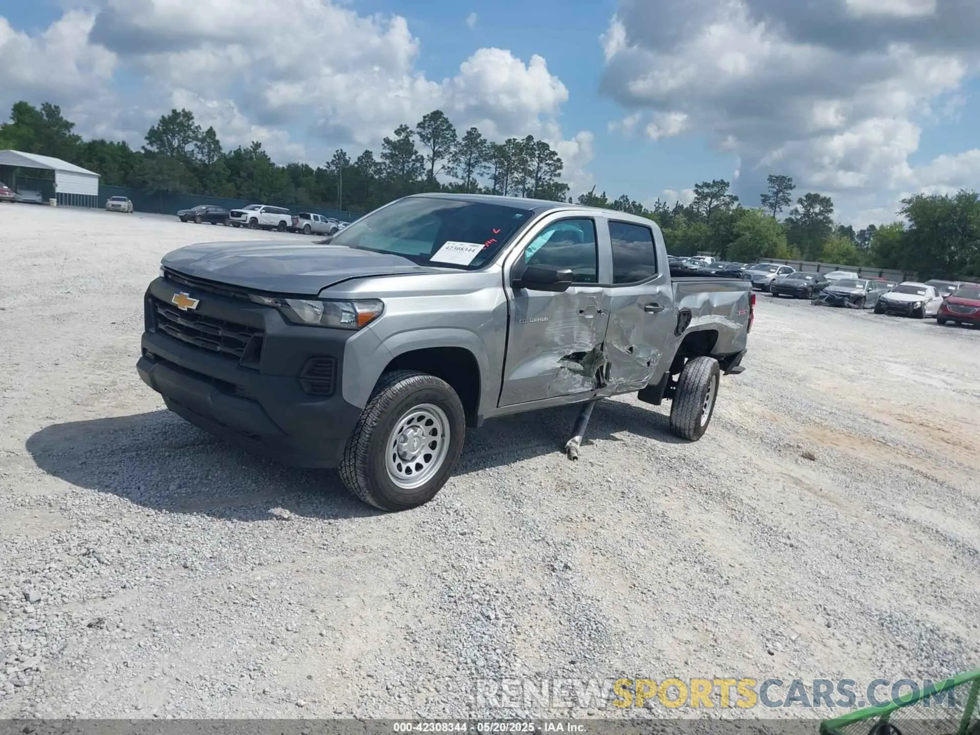 2 Фотография поврежденного автомобиля 1GCPTBEK7P1112228 CHEVROLET COLORADO 2023