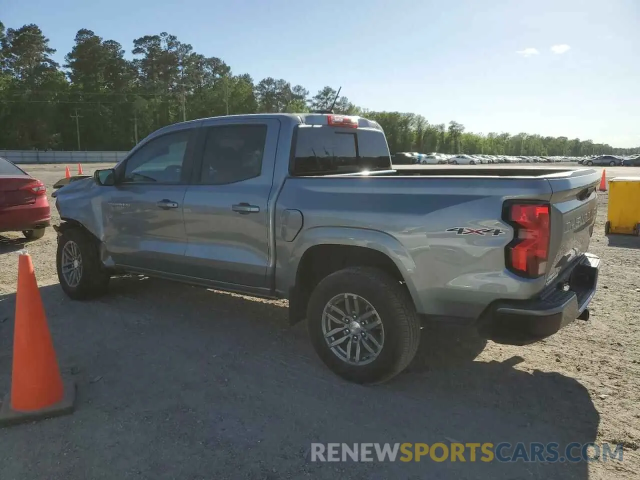 2 Photograph of a damaged car 1GCPTCEK2P1204630 CHEVROLET COLORADO 2023
