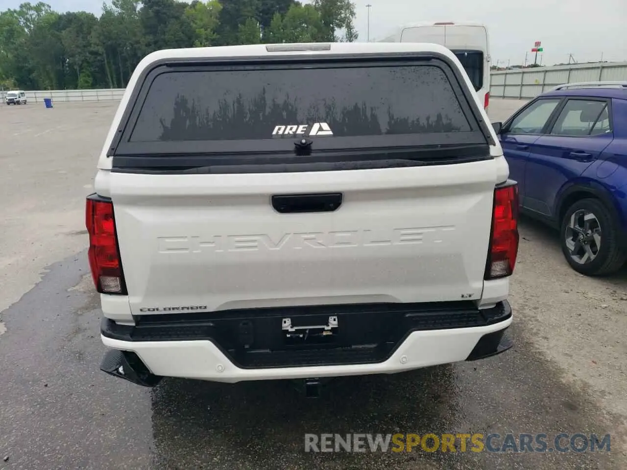 6 Photograph of a damaged car 1GCPTCEK3P1170827 CHEVROLET COLORADO 2023