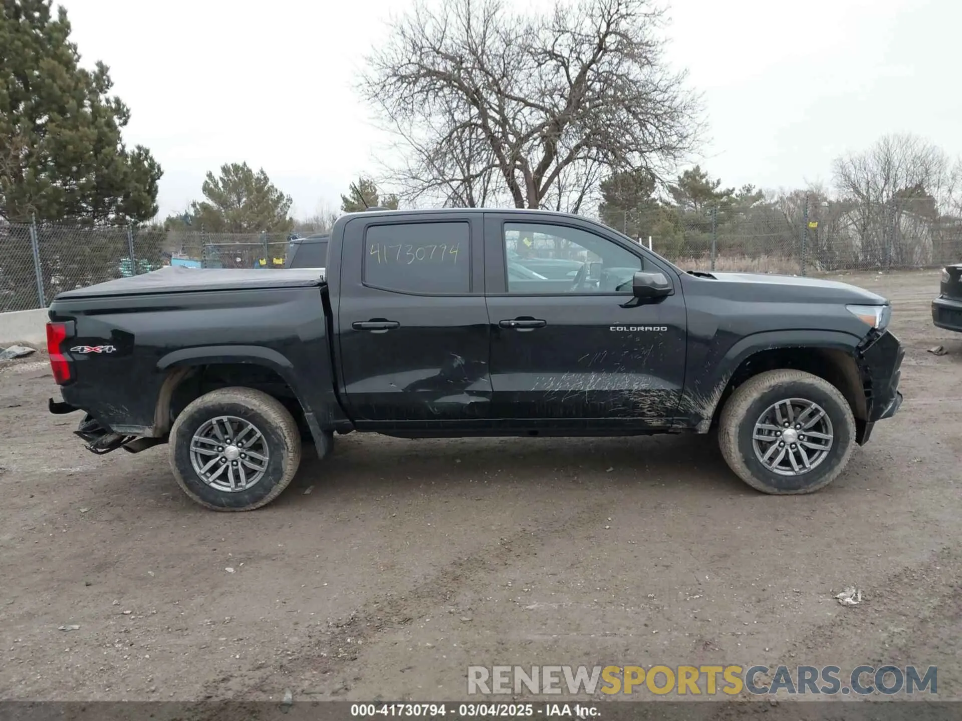 13 Photograph of a damaged car 1GCPTCEKXP1233101 CHEVROLET COLORADO 2023