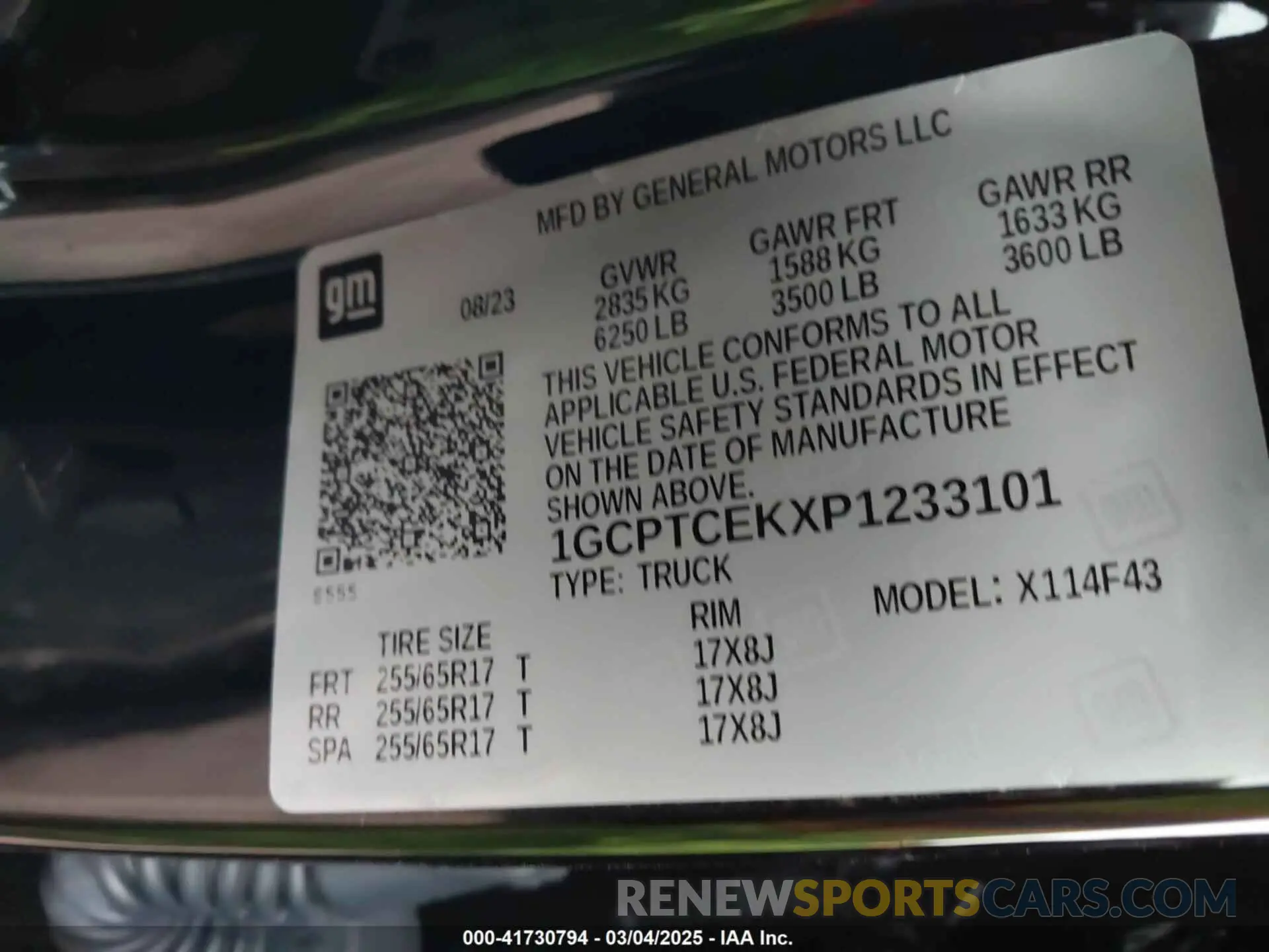 9 Photograph of a damaged car 1GCPTCEKXP1233101 CHEVROLET COLORADO 2023