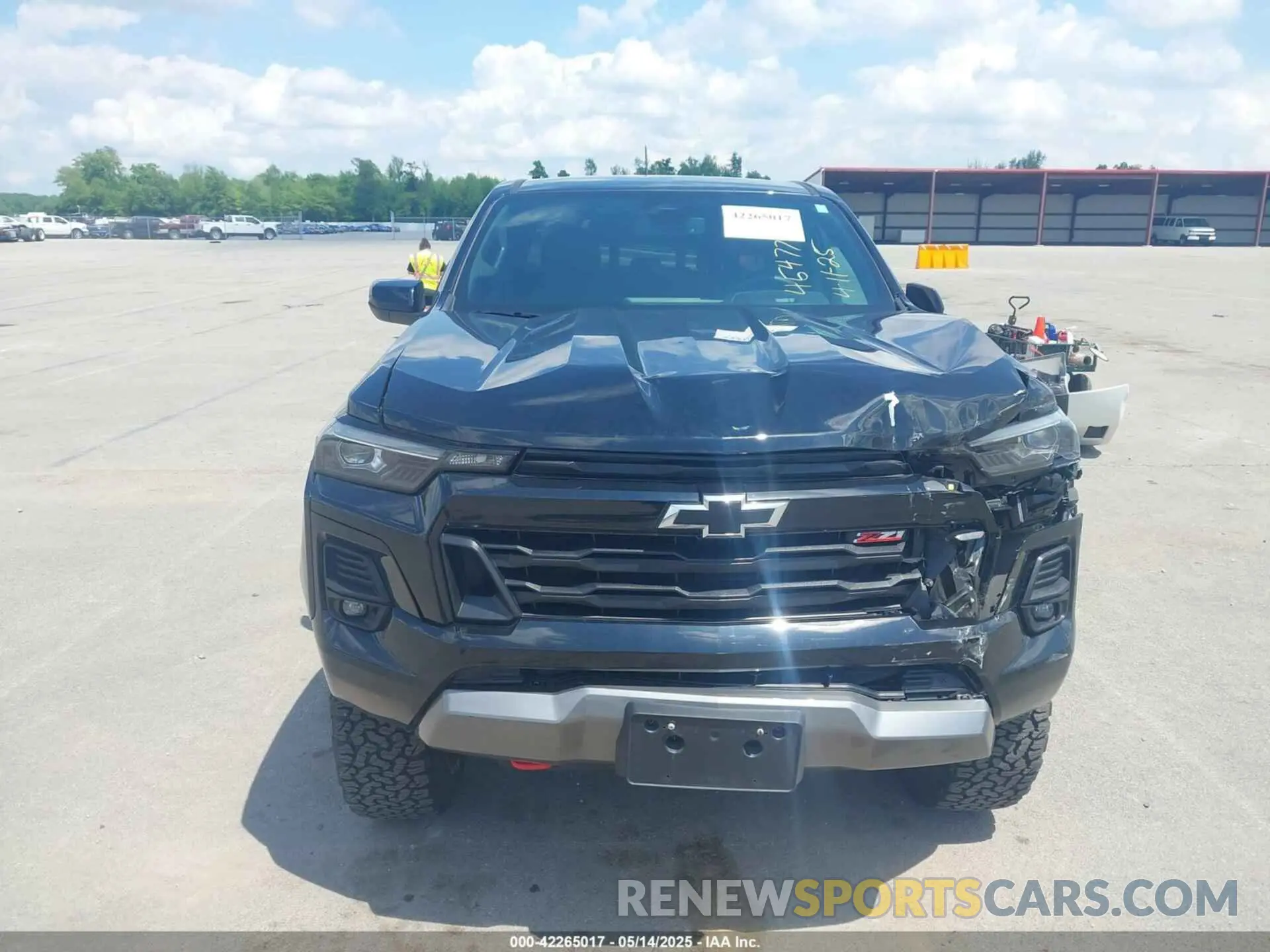 13 Фотография поврежденного автомобиля 1GCPTDEK1P1209999 CHEVROLET COLORADO 2023