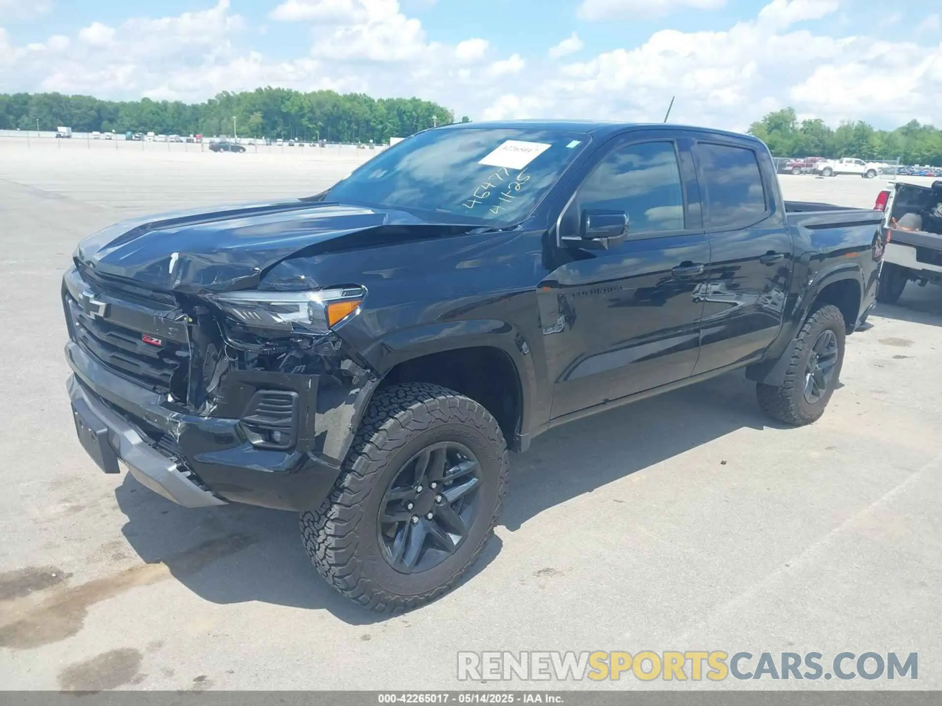 2 Фотография поврежденного автомобиля 1GCPTDEK1P1209999 CHEVROLET COLORADO 2023