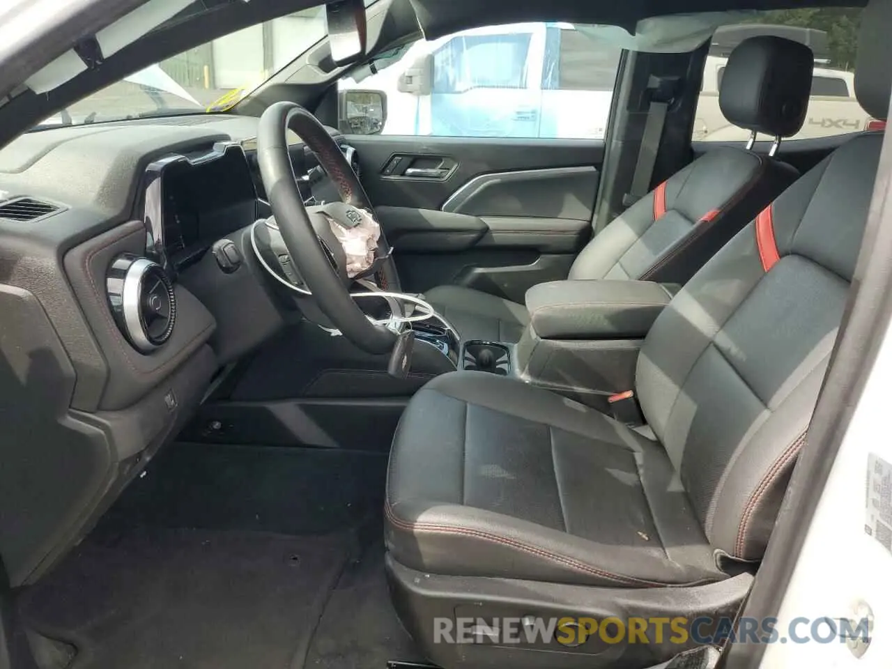7 Photograph of a damaged car 1GCPTDEK9P1207739 CHEVROLET COLORADO 2023