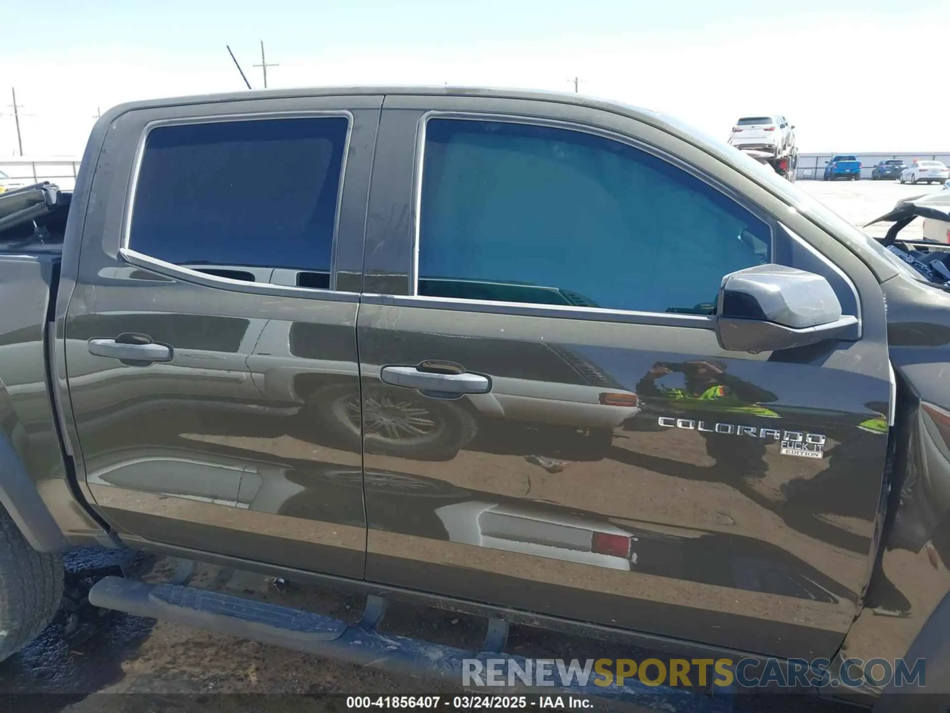 13 Photograph of a damaged car 1GCPTEEK3P1183301 CHEVROLET COLORADO 2023