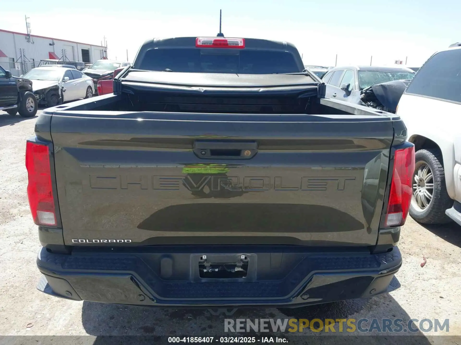 16 Photograph of a damaged car 1GCPTEEK3P1183301 CHEVROLET COLORADO 2023