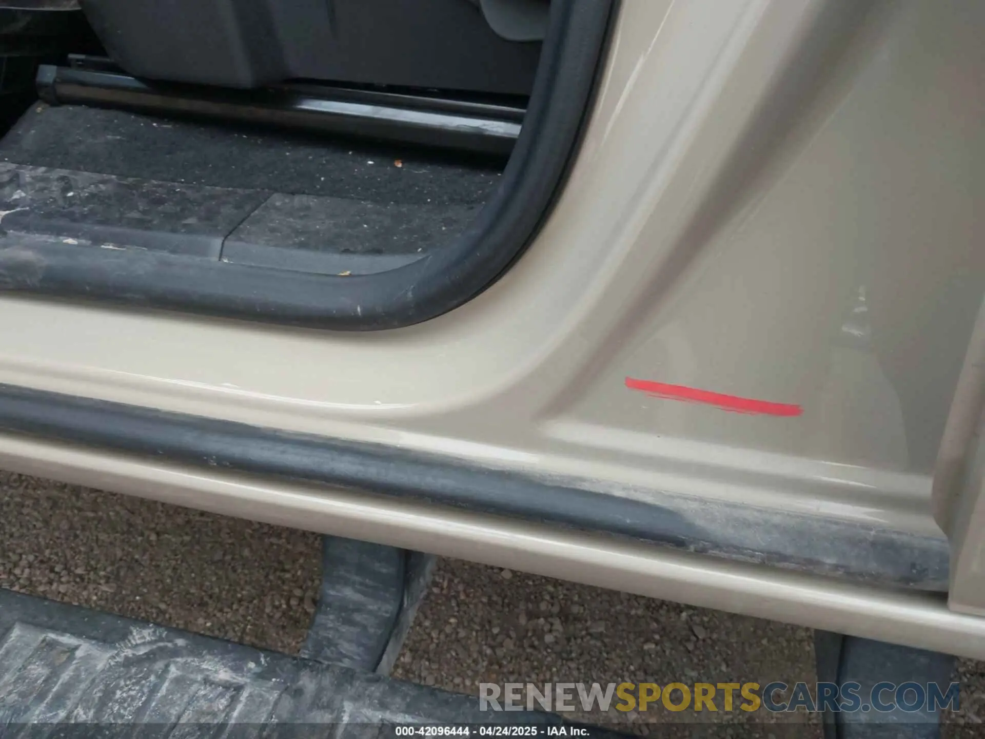 6 Фотография поврежденного автомобиля 1GCGSBEC0R1247243 CHEVROLET COLORADO 2024