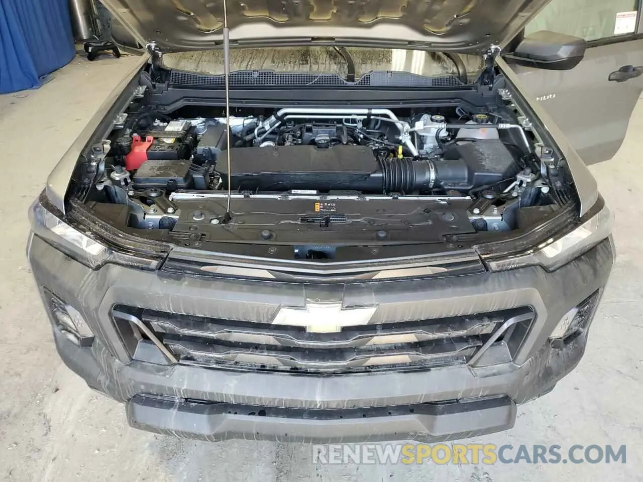 11 Photograph of a damaged car 1GCGSBEC2R1225924 CHEVROLET COLORADO 2024