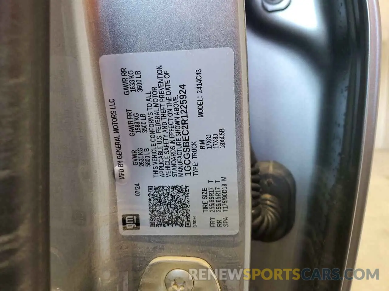 12 Photograph of a damaged car 1GCGSBEC2R1225924 CHEVROLET COLORADO 2024