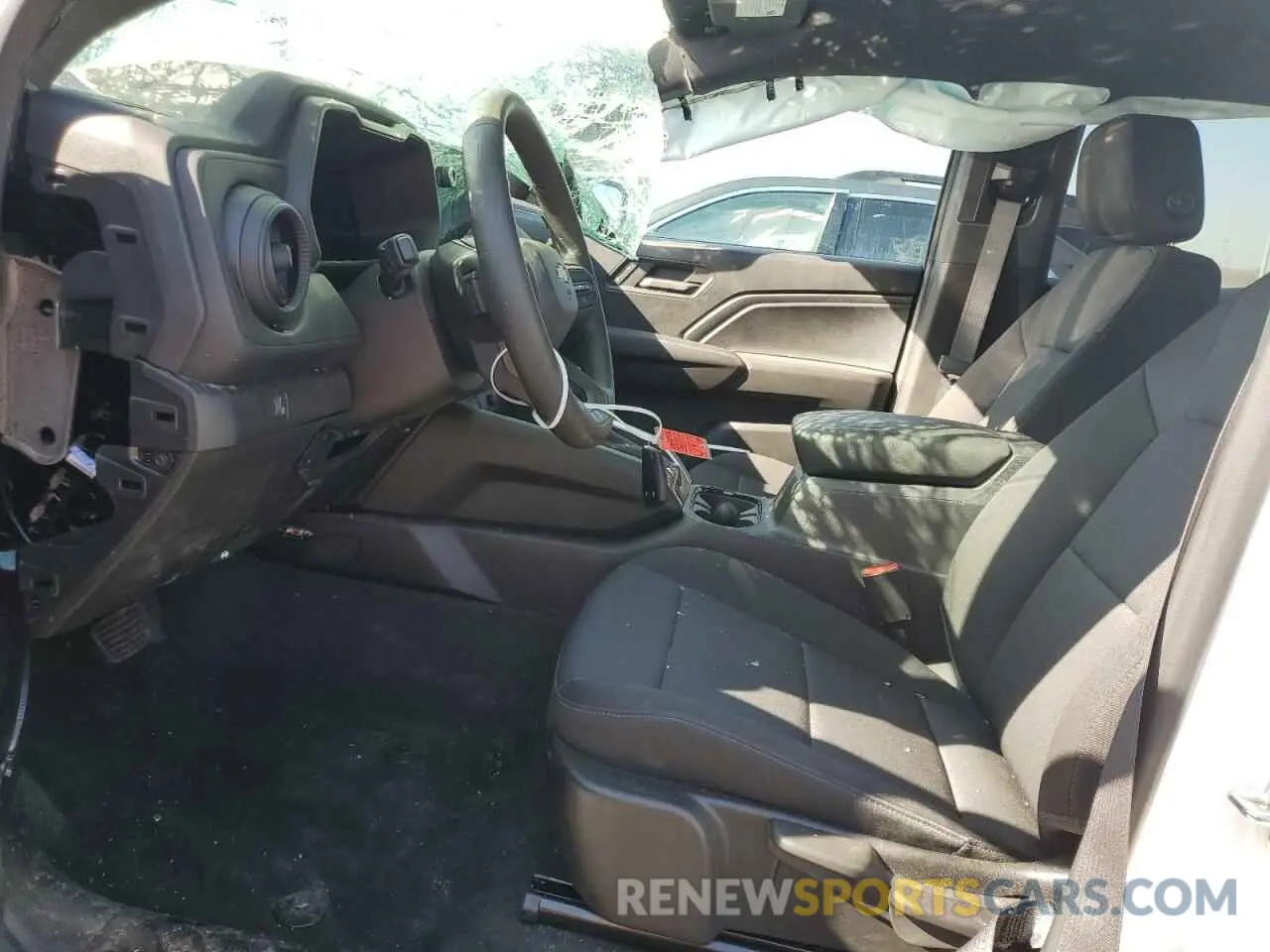 7 Фотография поврежденного автомобиля 1GCGSBEC8R1132891 CHEVROLET COLORADO 2024