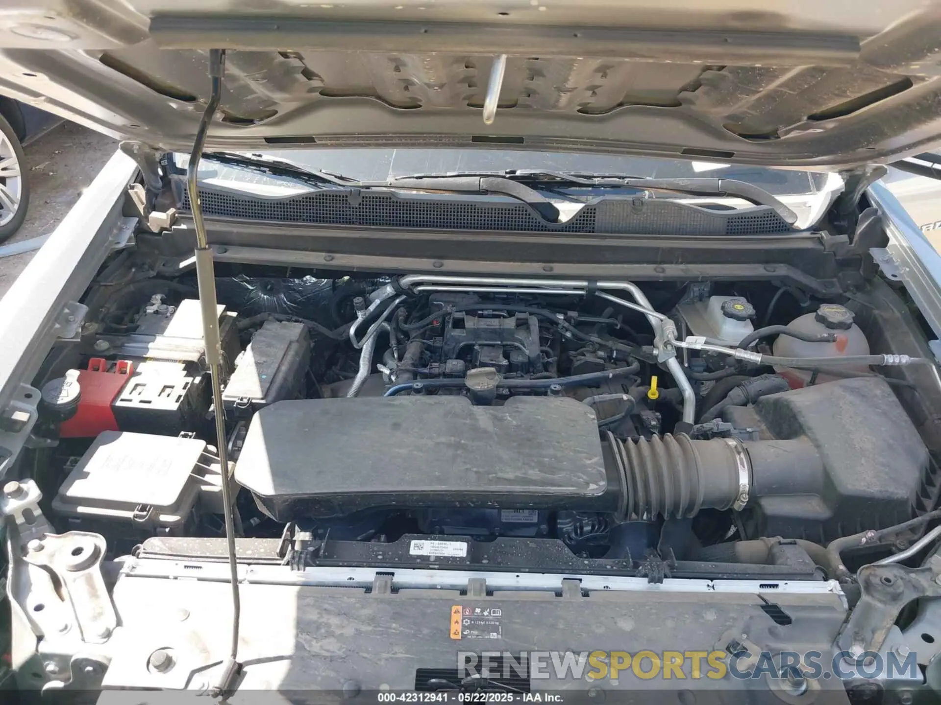 10 Фотография поврежденного автомобиля 1GCGSBEC8R1183047 CHEVROLET COLORADO 2024