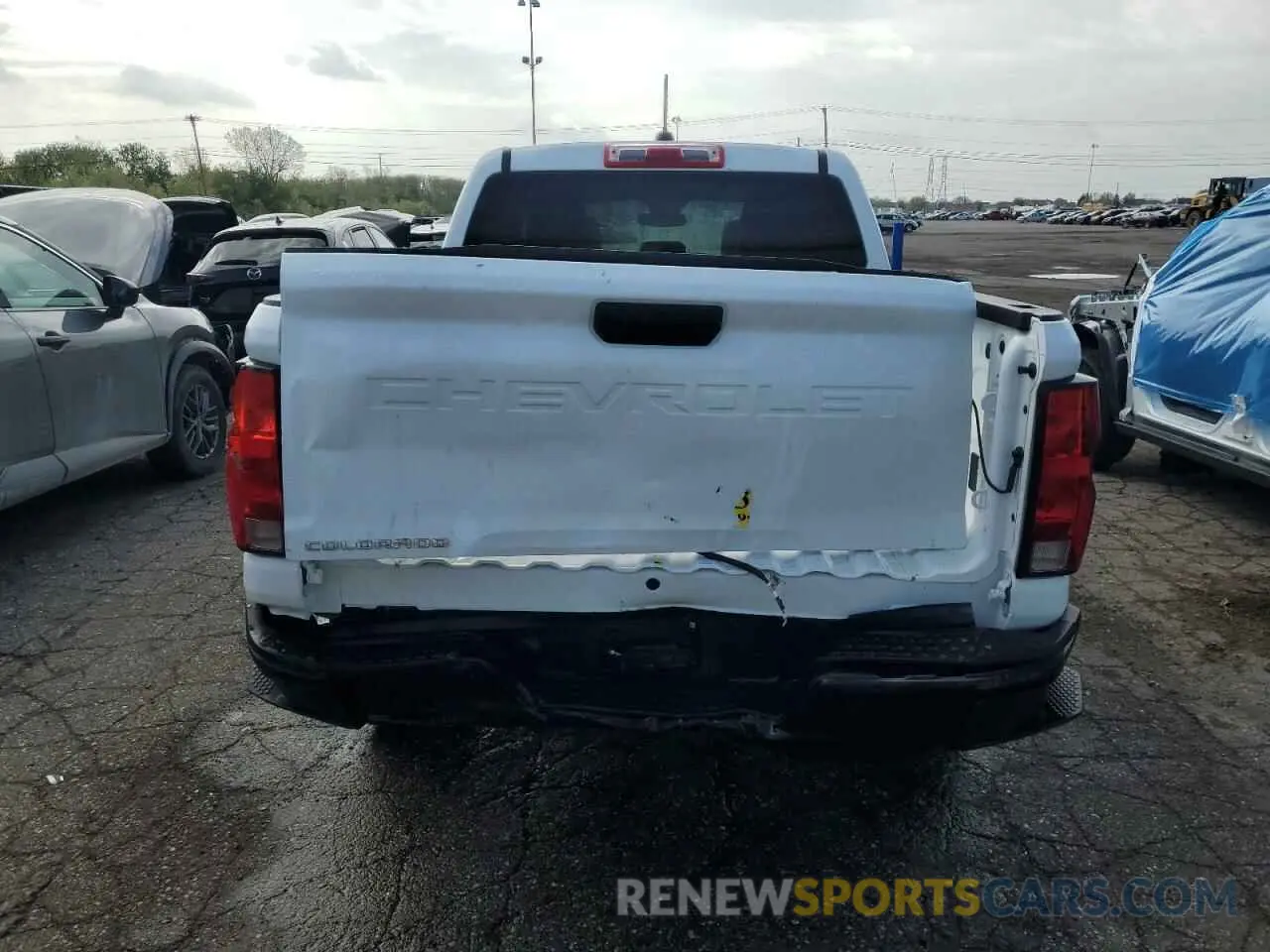 6 Photograph of a damaged car 1GCGSBEC9R1269015 CHEVROLET COLORADO 2024