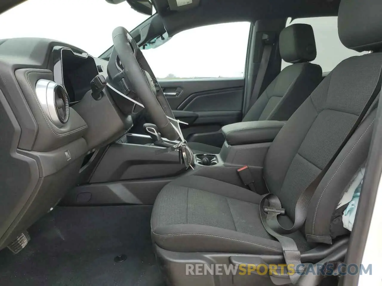 7 Фотография поврежденного автомобиля 1GCGSCEC5R1246417 CHEVROLET COLORADO 2024