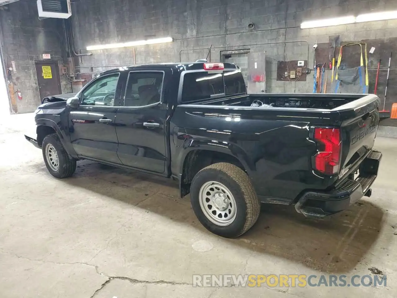 2 Фотография поврежденного автомобиля 1GCPSBEK1R1117348 CHEVROLET COLORADO 2024