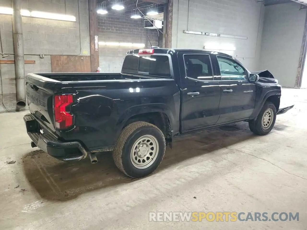3 Фотография поврежденного автомобиля 1GCPSBEK1R1117348 CHEVROLET COLORADO 2024