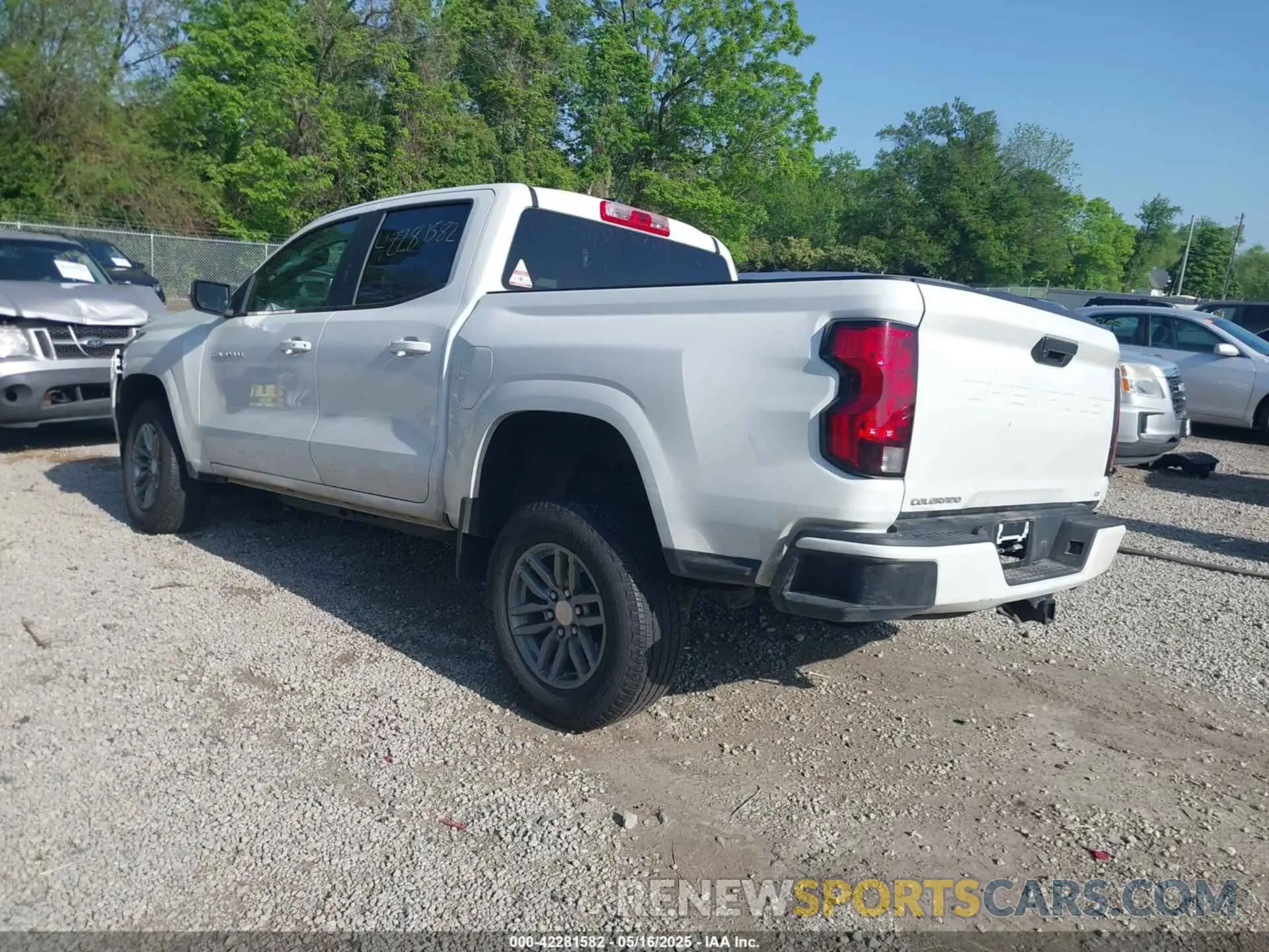 3 Фотография поврежденного автомобиля 1GCPSCEK6R1198160 CHEVROLET COLORADO 2024