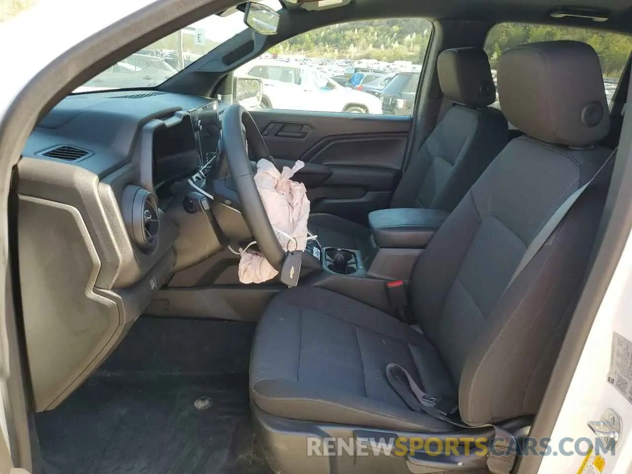 7 Photograph of a damaged car 1GCPTBEK2R1274089 CHEVROLET COLORADO 2024