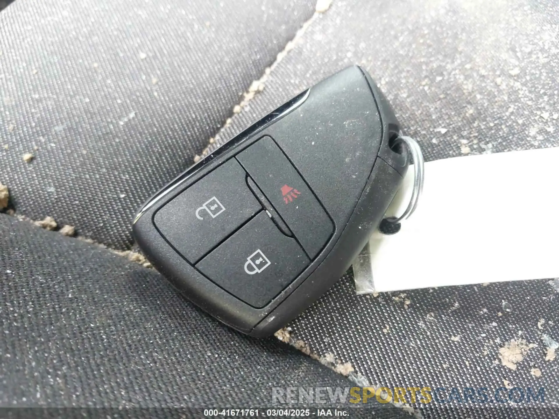 11 Photograph of a damaged car 1GCPTBEK9R1240120 CHEVROLET COLORADO 2024