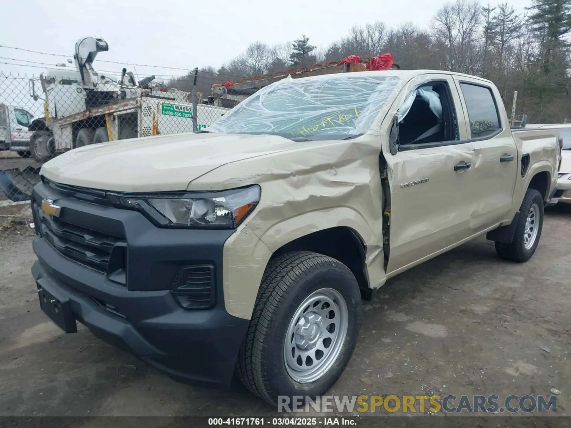 2 Photograph of a damaged car 1GCPTBEK9R1240120 CHEVROLET COLORADO 2024