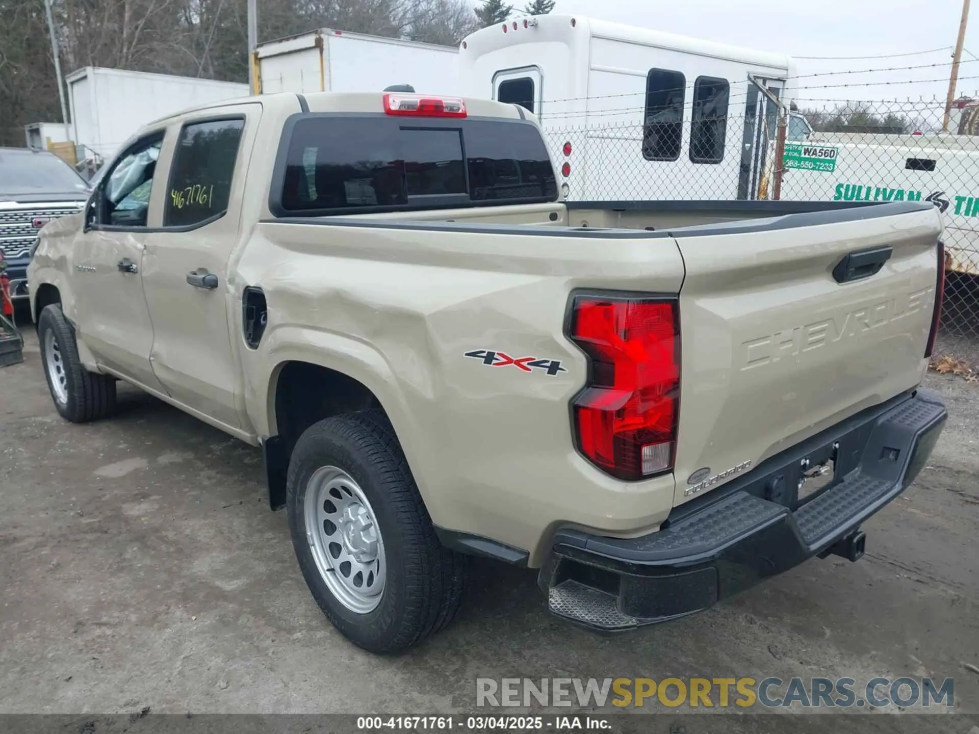 3 Photograph of a damaged car 1GCPTBEK9R1240120 CHEVROLET COLORADO 2024