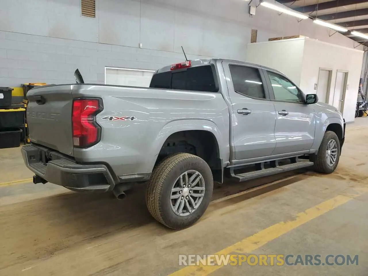 3 Фотография поврежденного автомобиля 1GCPTCEK8R1201301 CHEVROLET COLORADO 2024