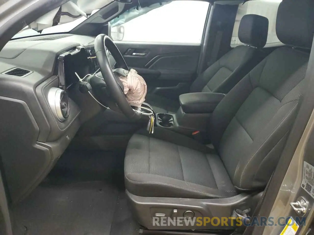 7 Фотография поврежденного автомобиля 1GCPTCEK8R1201301 CHEVROLET COLORADO 2024
